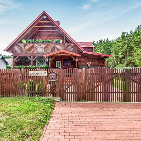 بيت للعطل 3 Bedroom Stunning In