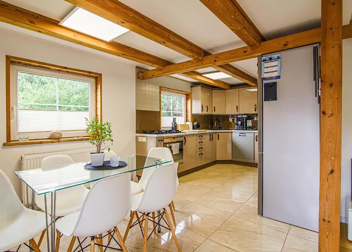 3 Bedroom Stunning In Czarny Mlyn